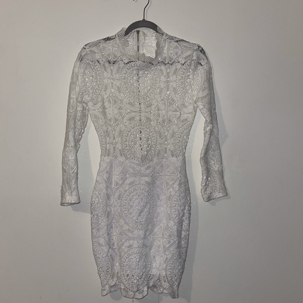 Azbro White Lace Long Sleeve Dress